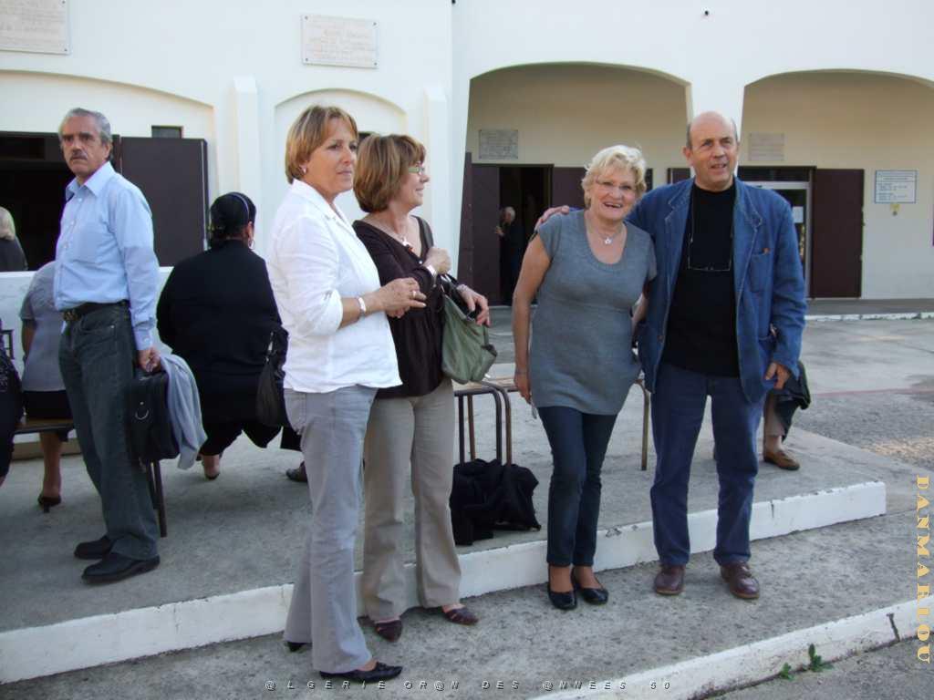 NIMES OCTOBRE 2008 PATRONAGE DE MARAVAL P1040807.JPG